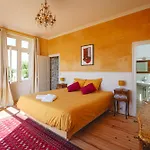 Chateau Avec Vue Sur La Loire Bed & Breakfast
