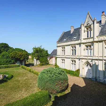 Chateau Avec Vue Sur La Loire