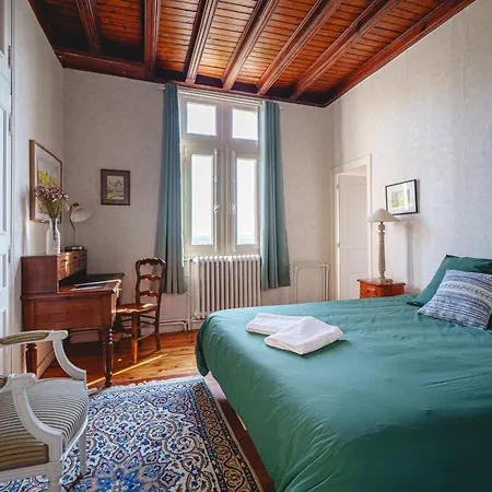 Bed & Breakfast Chateau Avec Vue Sur La Loire Chènehutte-les-Tuffeaux