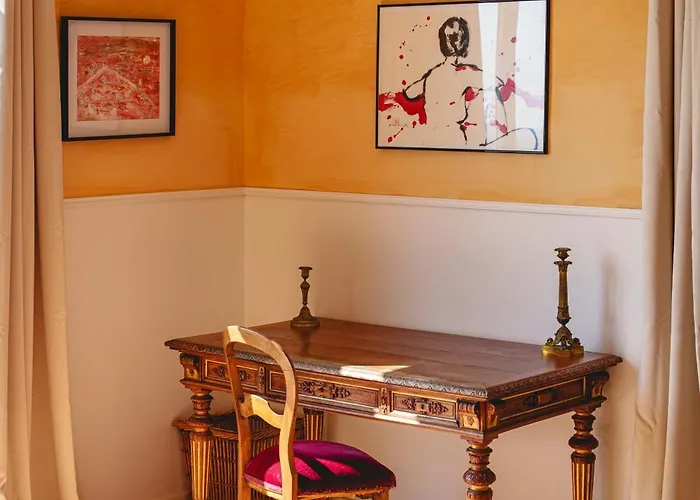 Chateau Avec Vue Sur La Loire 住宿加早餐酒店 舍内赫特勒斯图弗